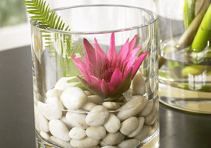 Make Decorations with Pebbles