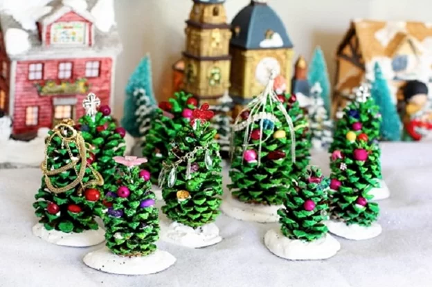 You are currently viewing Top 10 Best DIY Decorations for Christmas