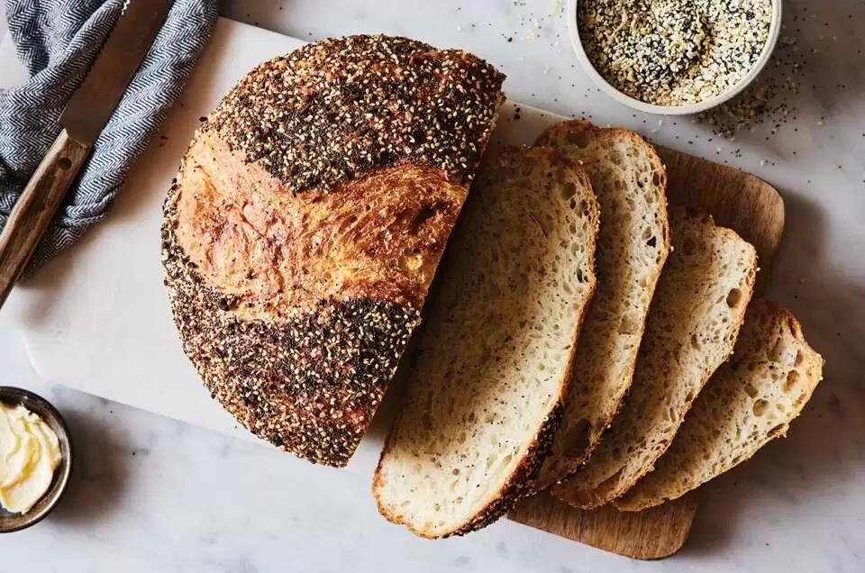 You are currently viewing Discover the Irresistible: 10 Bread Dishes Winning Hearts Everywhere!