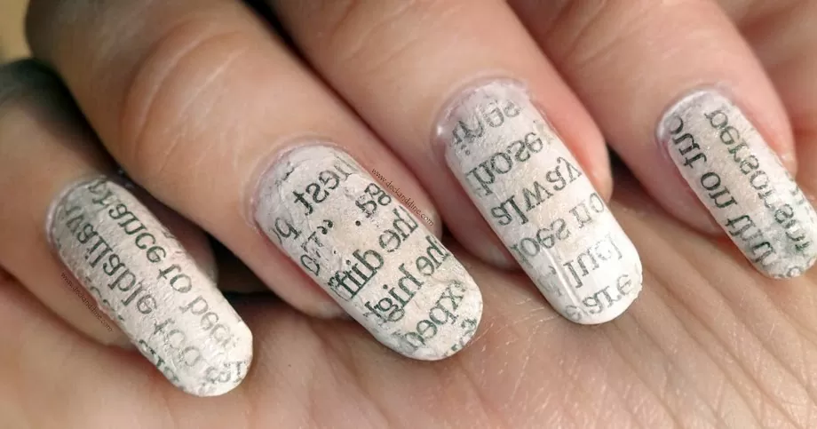 how to do news paper nail art with water