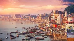 Read more about the article The Enchanting Allure of Varanasi: 10 Reasons Why Tourists are Flocking to the Spiritual Heart of India